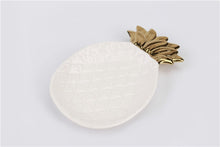 Decorative Pineapples & Leaves Plates